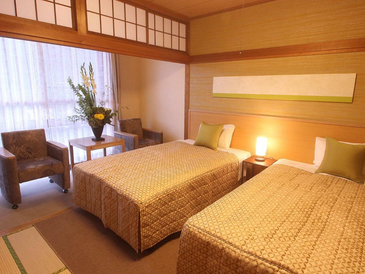 Hotel Wellness Suzukaji Komono Екстериор снимка